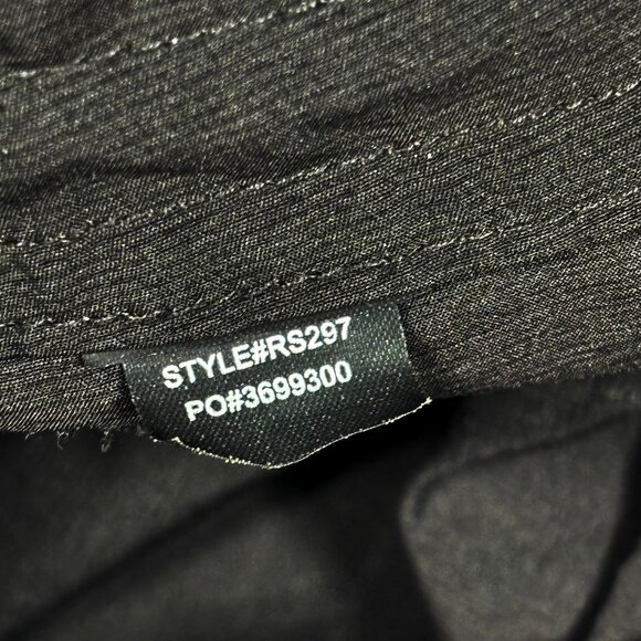 Roark Men's hybrid layover Board Shorts size 33 - Picture 3 of 4